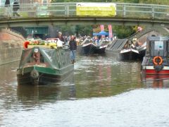 Notts Canal Festival - passing boat