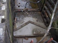 Concreting in Barrowford bottom lock