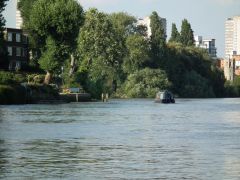 Brentford GU junction with Thames from upstream (Teddington)