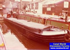 (Peacock and) Victoria at Camden Lock on 30 October 1977