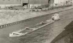 DREDGING THE WALSALL IN 1978