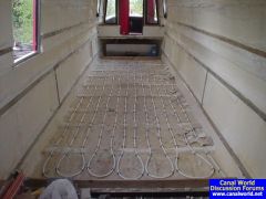 Underfloor heating pipes