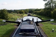 Starting down Rothersthorpe Locks on the way to Northampton