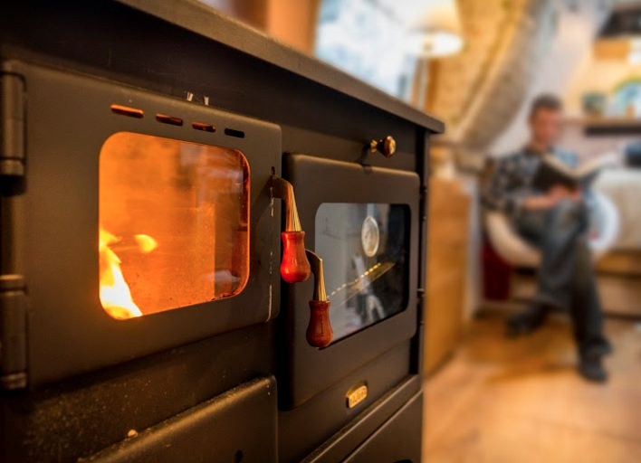 Prity stoves. A review - Boat Equipment - Canal World