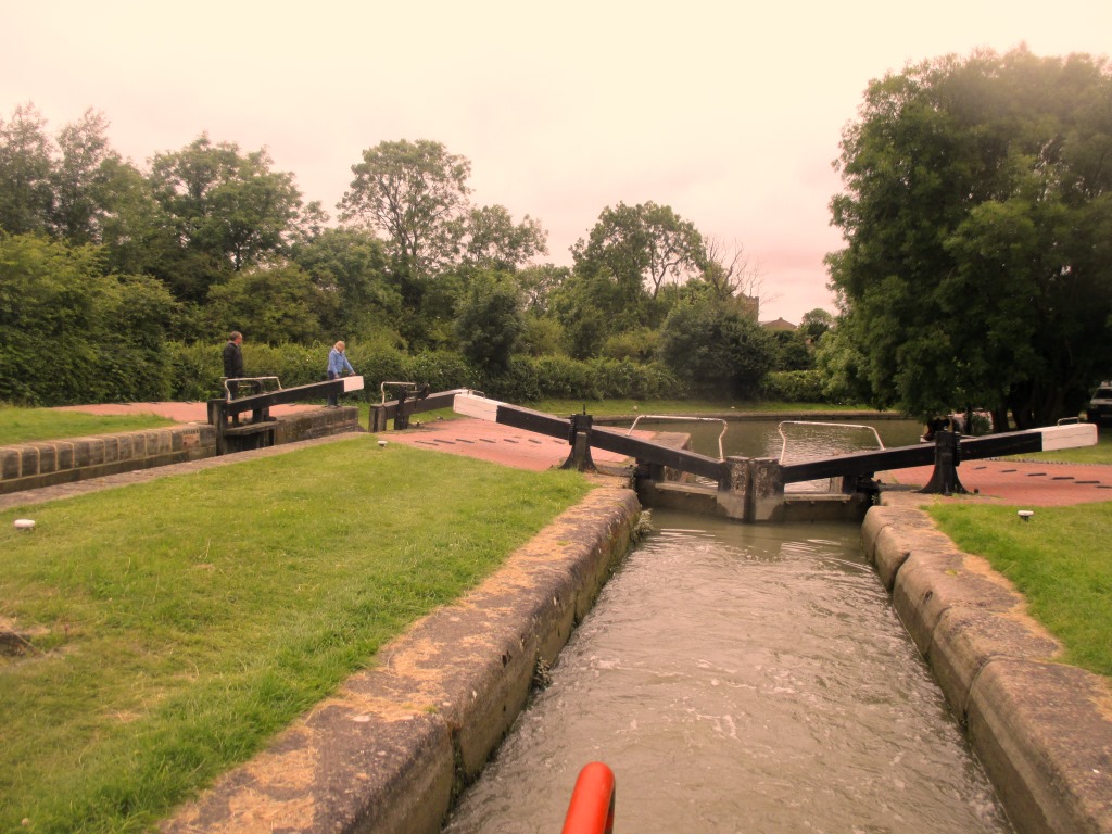 Oxford Canal Locks a bit of a conundrum History & Heritage Canal