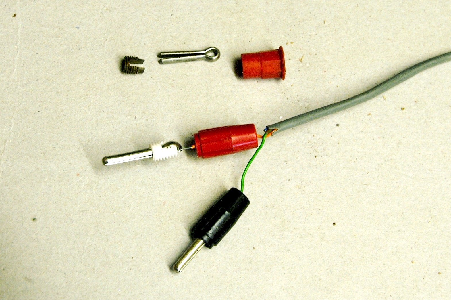 Plug.JPG.a77e7336e6bf56d98ae52bdaabf2c0fd.JPG