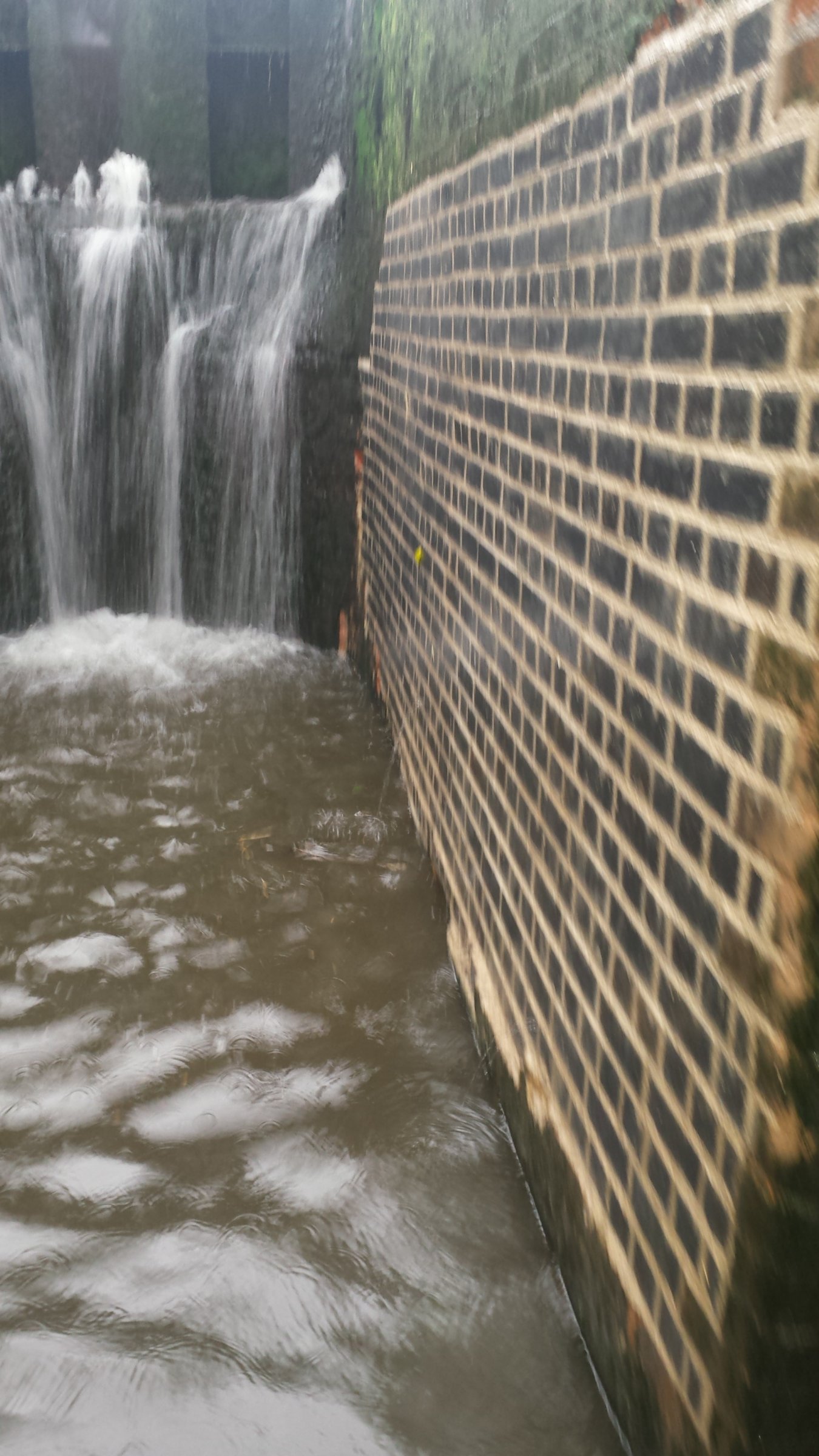 Extended Stoppage Filance Lock Penkridge Stoppages Canal World