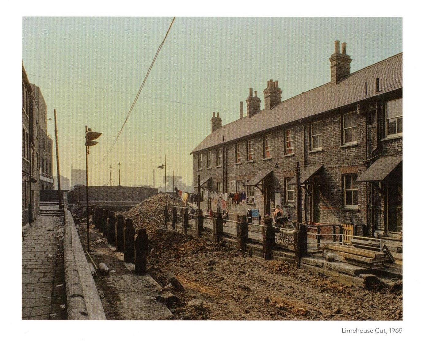 Thames Lock Limehouse Cut History & Heritage Canal World