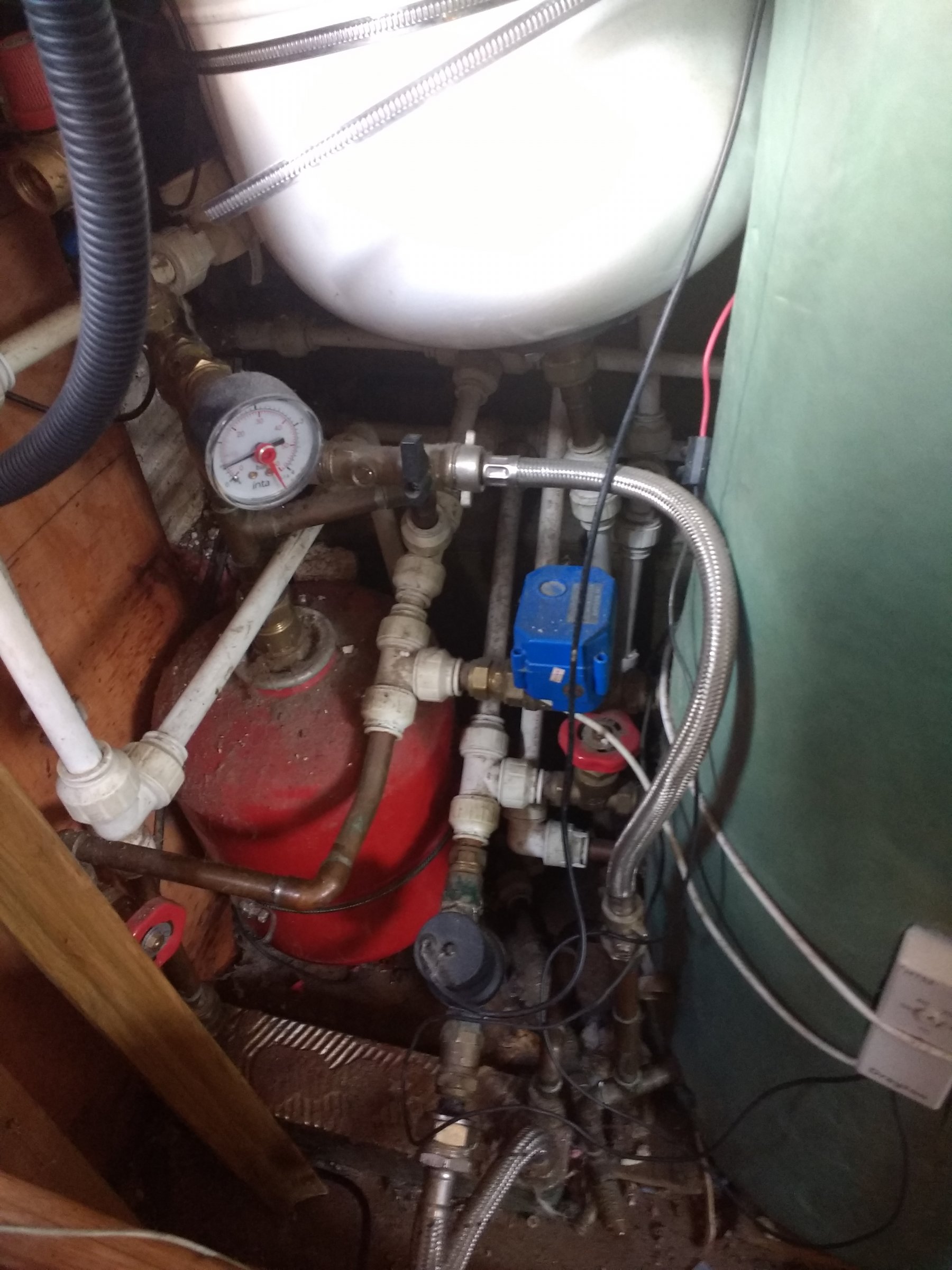 Sealed heating system draining for pipe alterations Boat Building