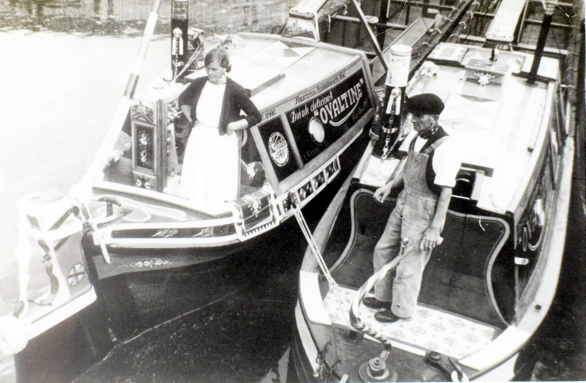 667448490_ArthurNellieStokesonMimasRayMarketHarboro1950.jpg.a22e53a1998697c4da1a408a4391f78a.jpg
