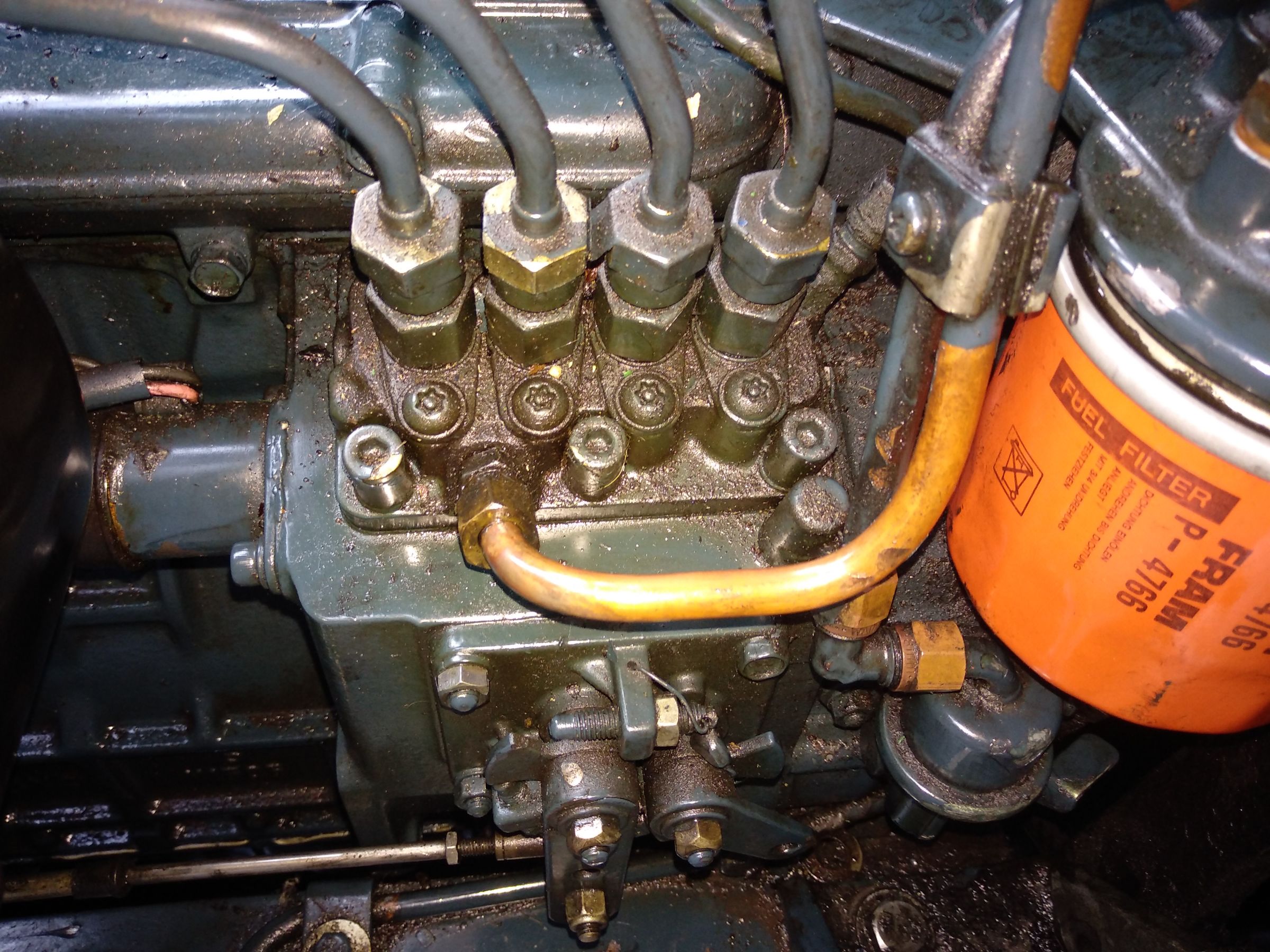 Bleeding the fuel filter of my Beta 38 engine Page 2 Boat Building