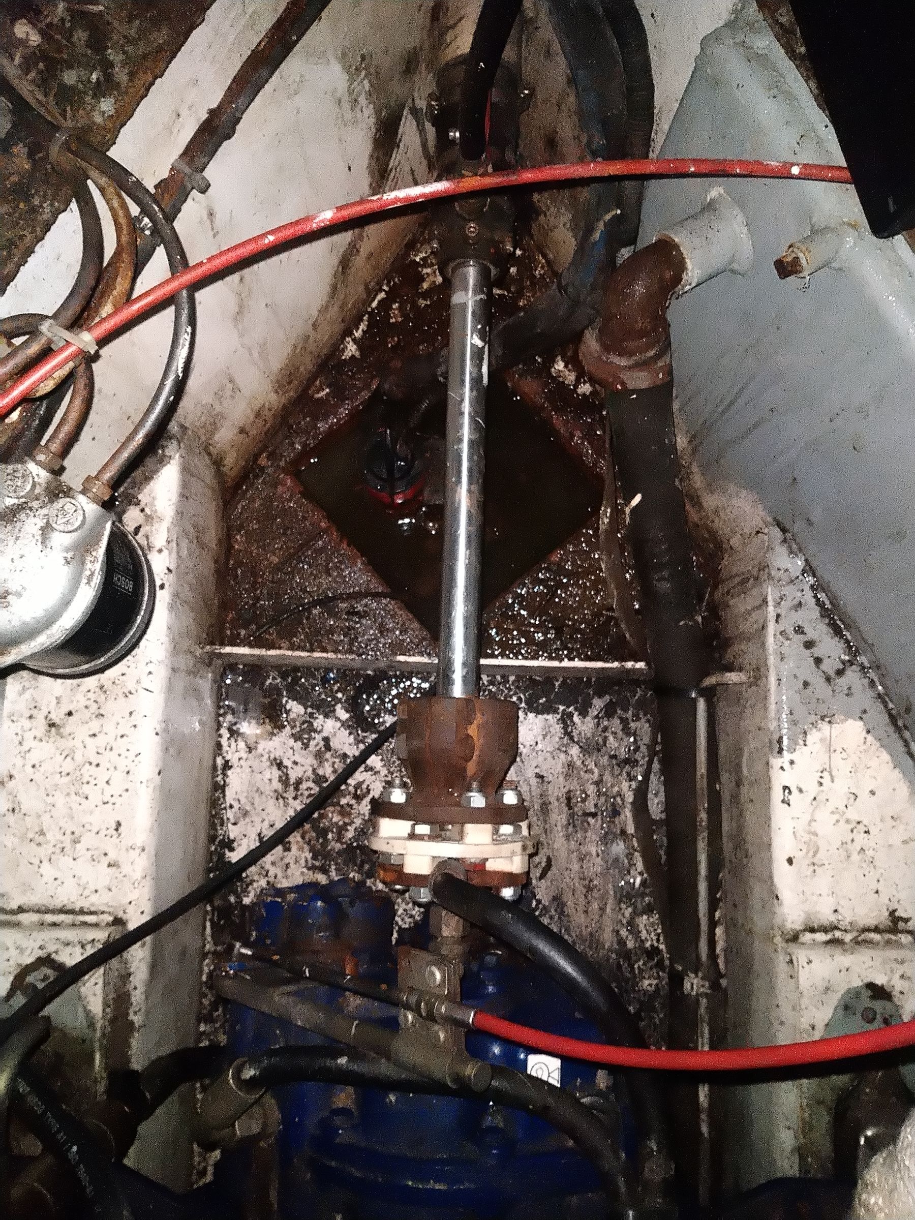 Engine mounts too small Boat Building & Maintenance Canal World