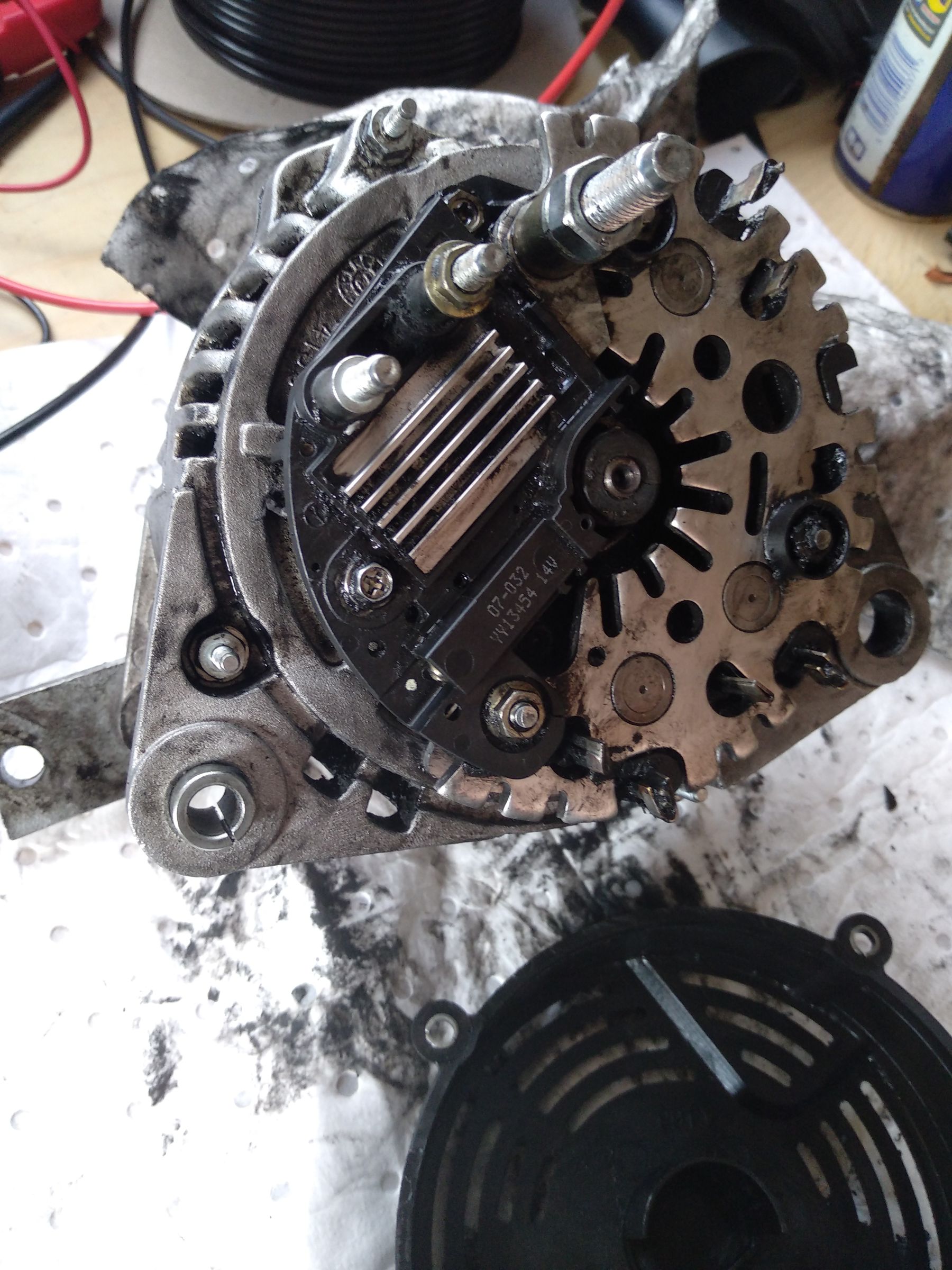 Alternator suddently not putting out voltage... help! Page 4 Boat