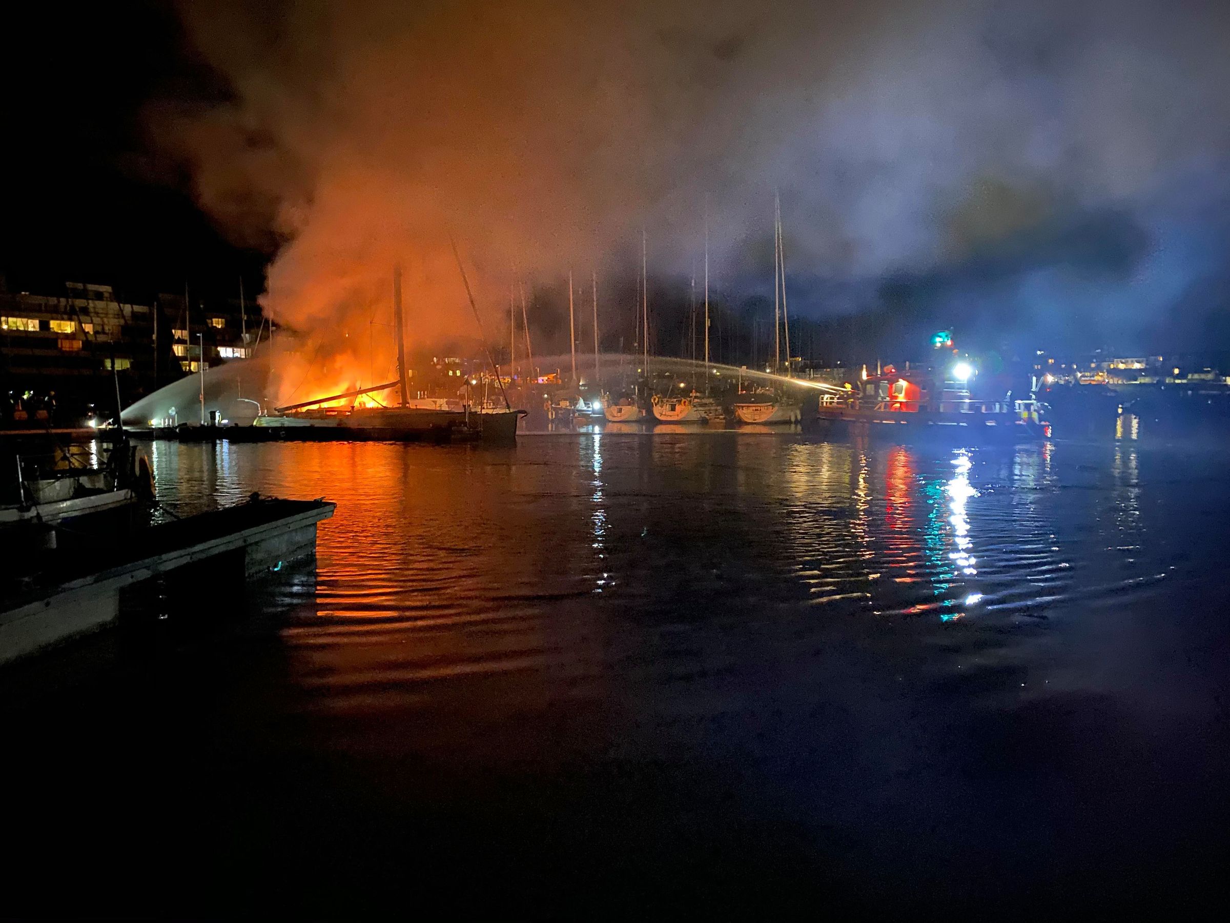 Hunton Bridge Shell Boat Explosion - Hunton Bridge GU - General Boating - Canal World