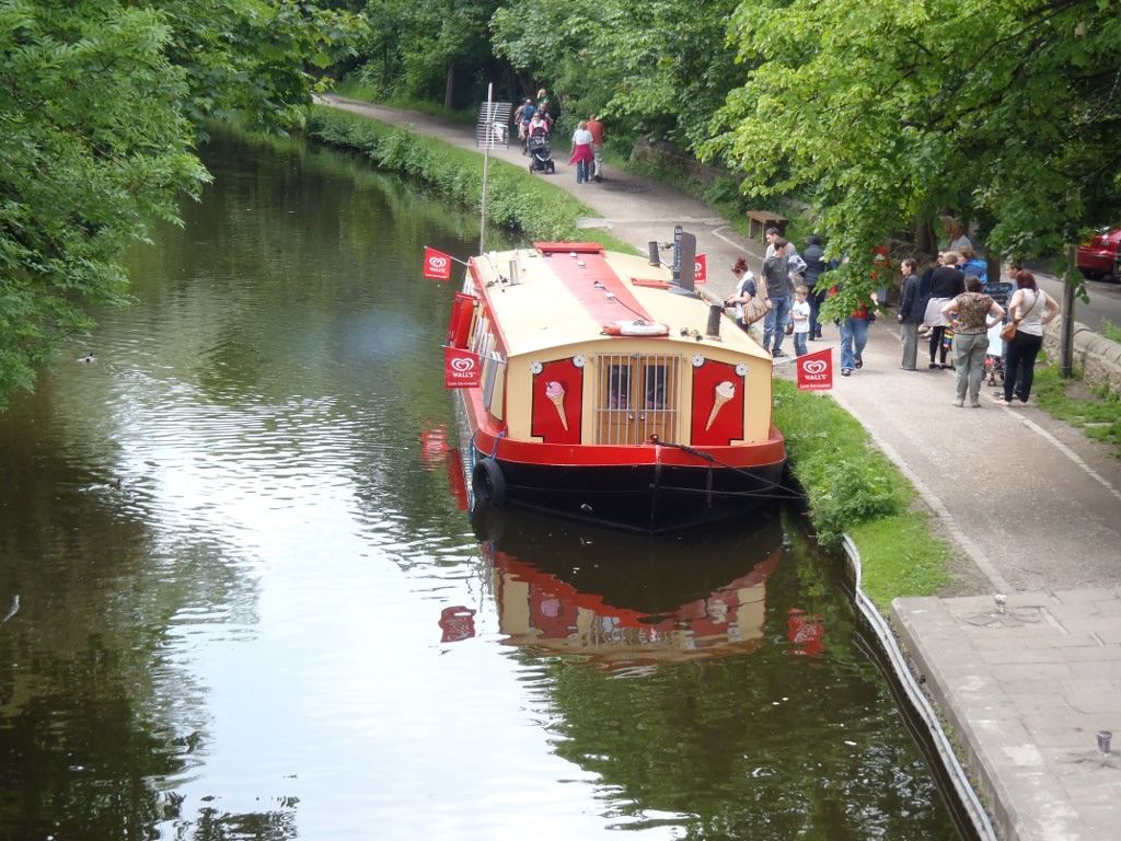 saltaire-icecream.JPG.c1ffaaf872954cff16009489fbfb4c68.JPG