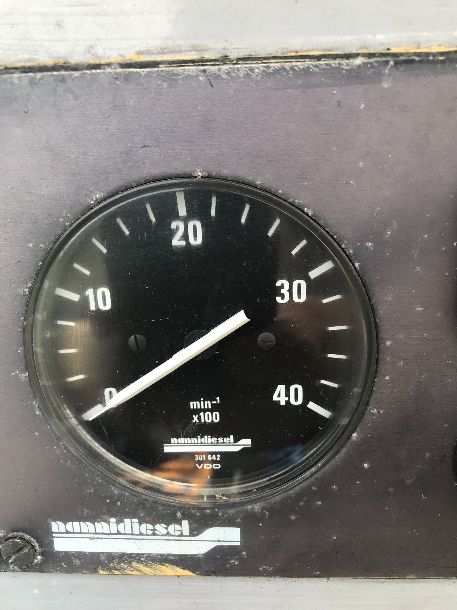 What RPM Should I Be Cruising At Boat Handling Canal World what-rpm-should-i-be-cruising-at-boat-handling-canal-world