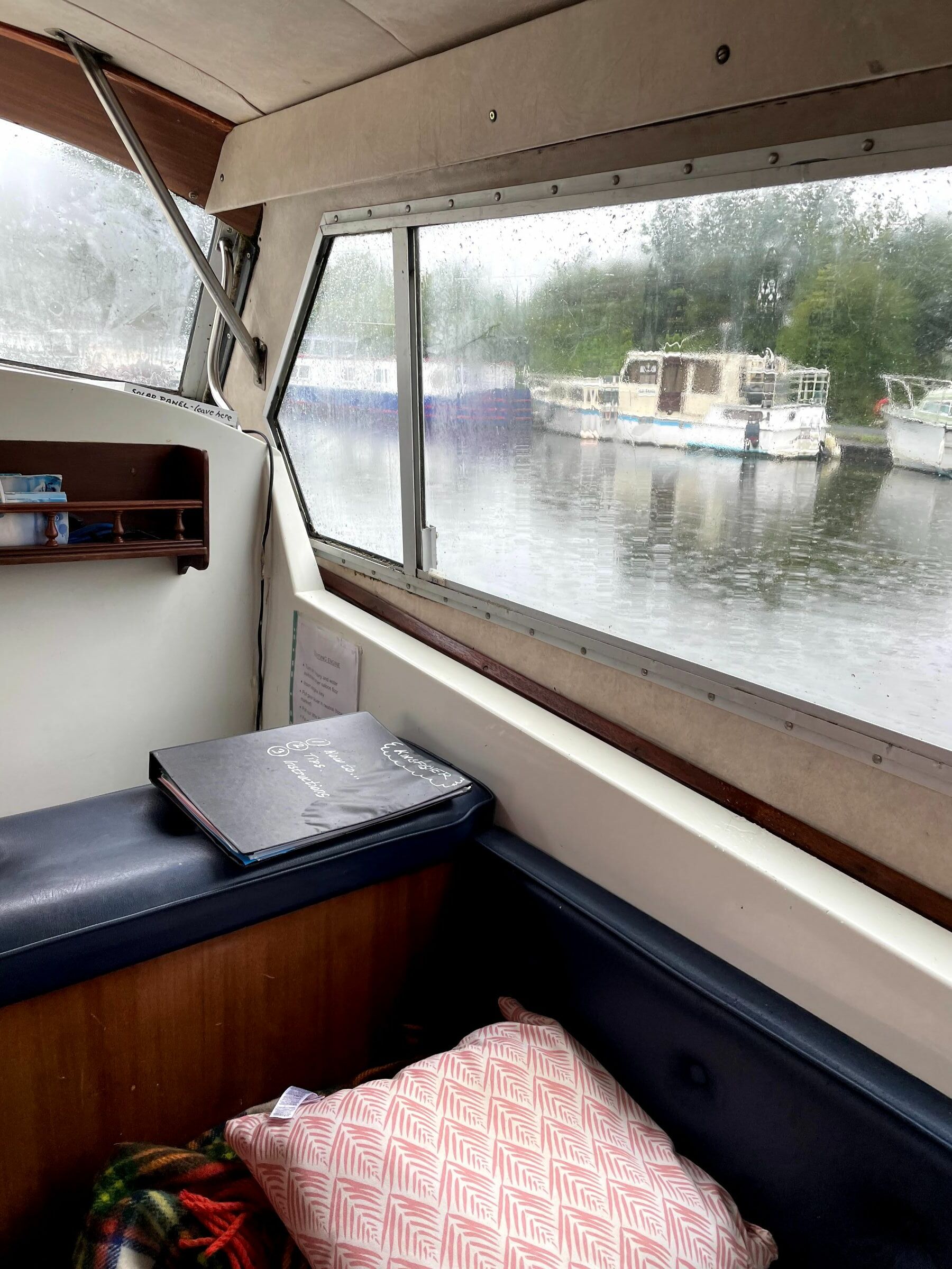 Window Maintenance Boat Building & Maintenance Canal World