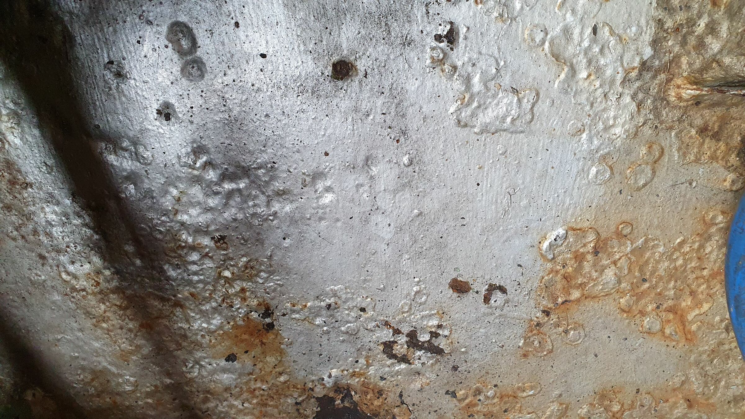 Treating black rust on the inside of a heavily pitted bilge. - Boat ...