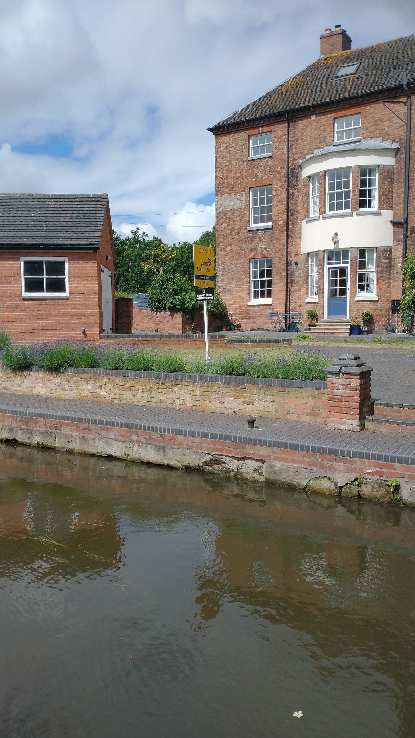 Another canal side property for sale Page 40 General Boating