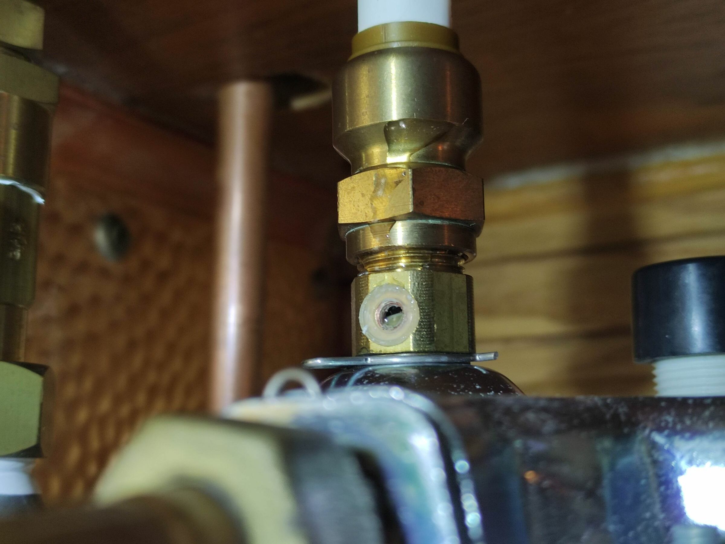 Draining a Morco D61E water heater - Boat Equipment - Canal World 