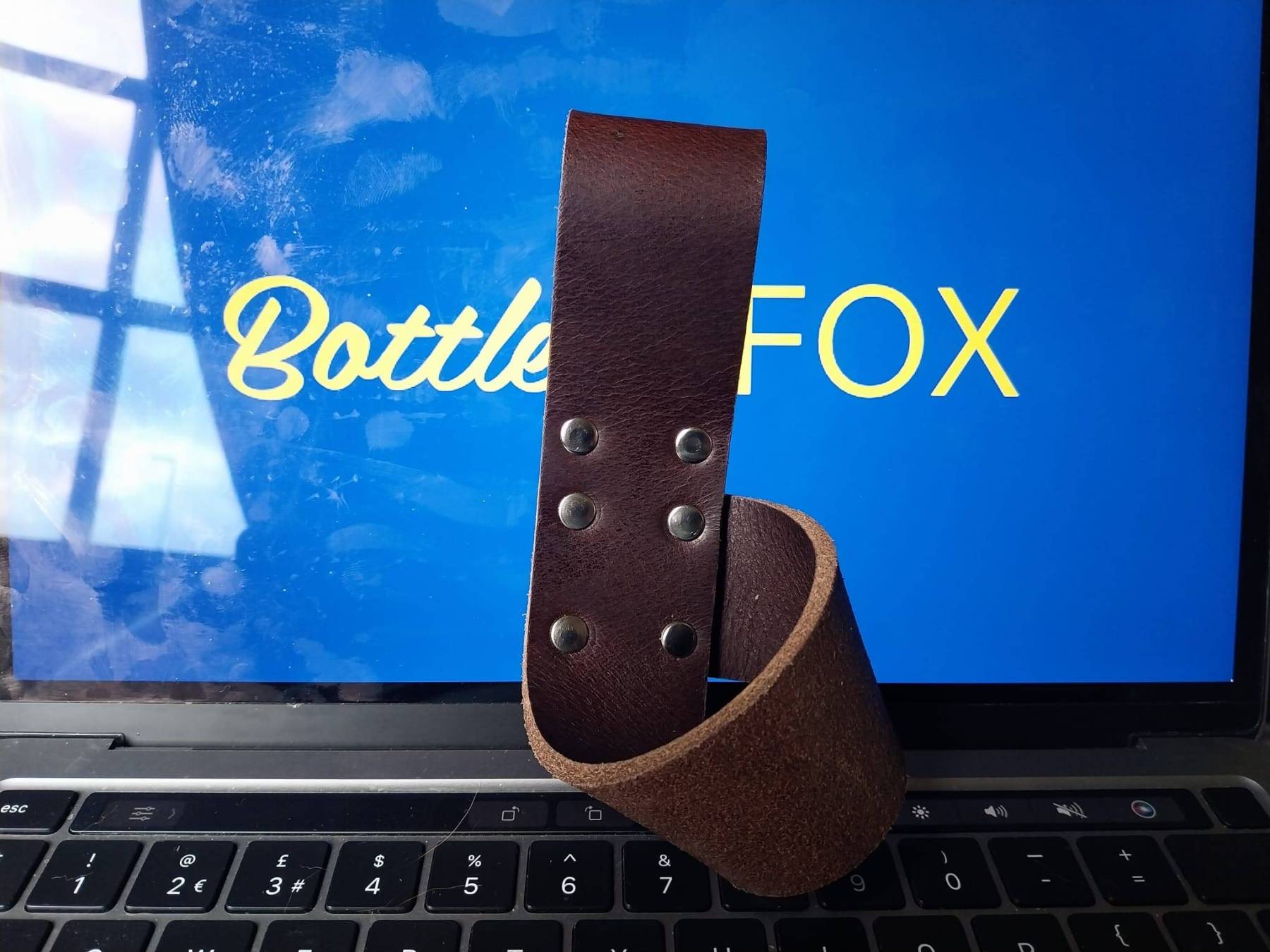 Quality 3mm leather handmade windlass holder Boat Equipment Canal World