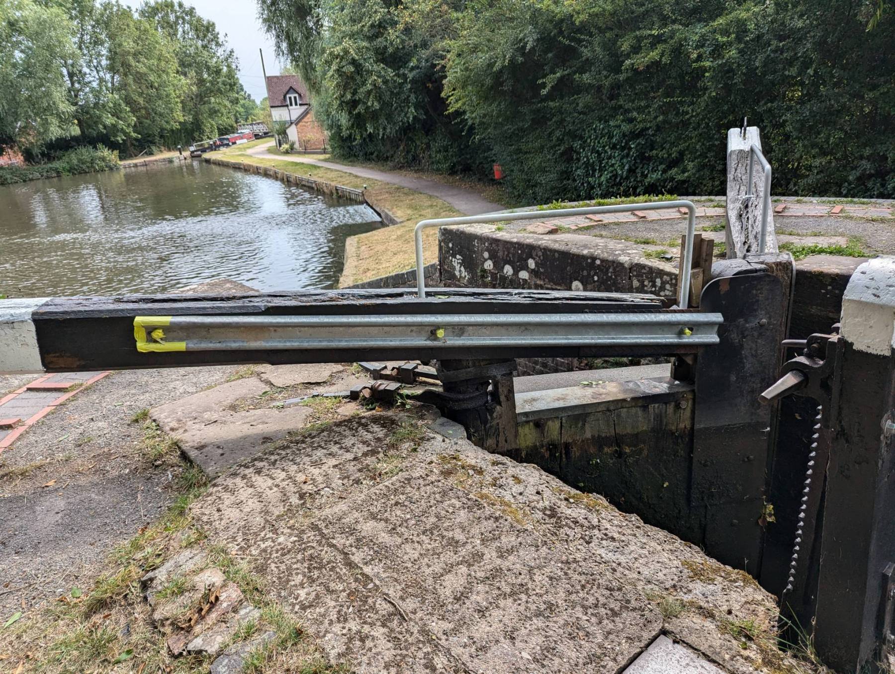 This picture of Colwich lock on the T&M, sums up our experience this ...