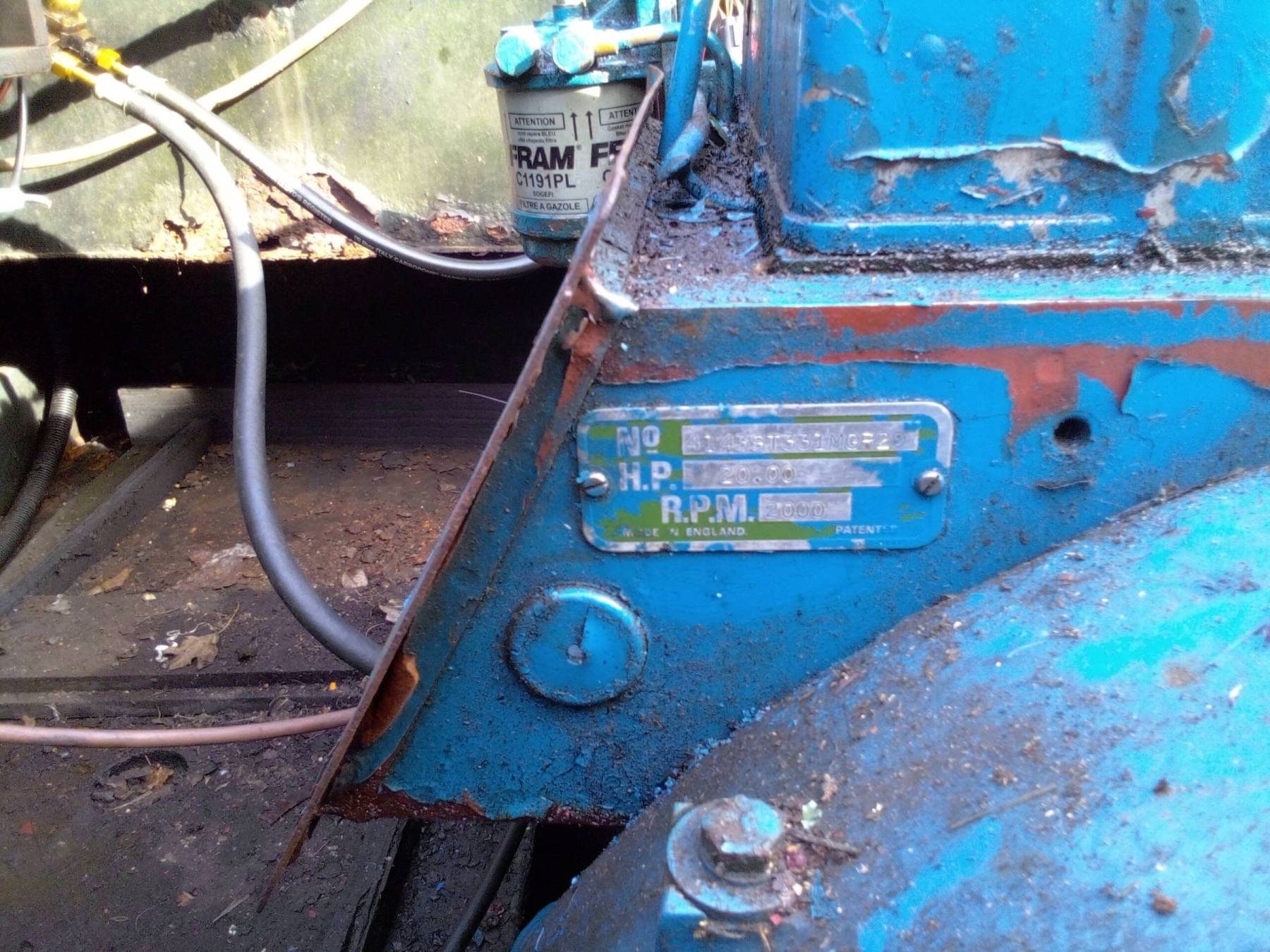 Lister 3 Cylinder Air Cooled Diesel Engine - Boat Building ...