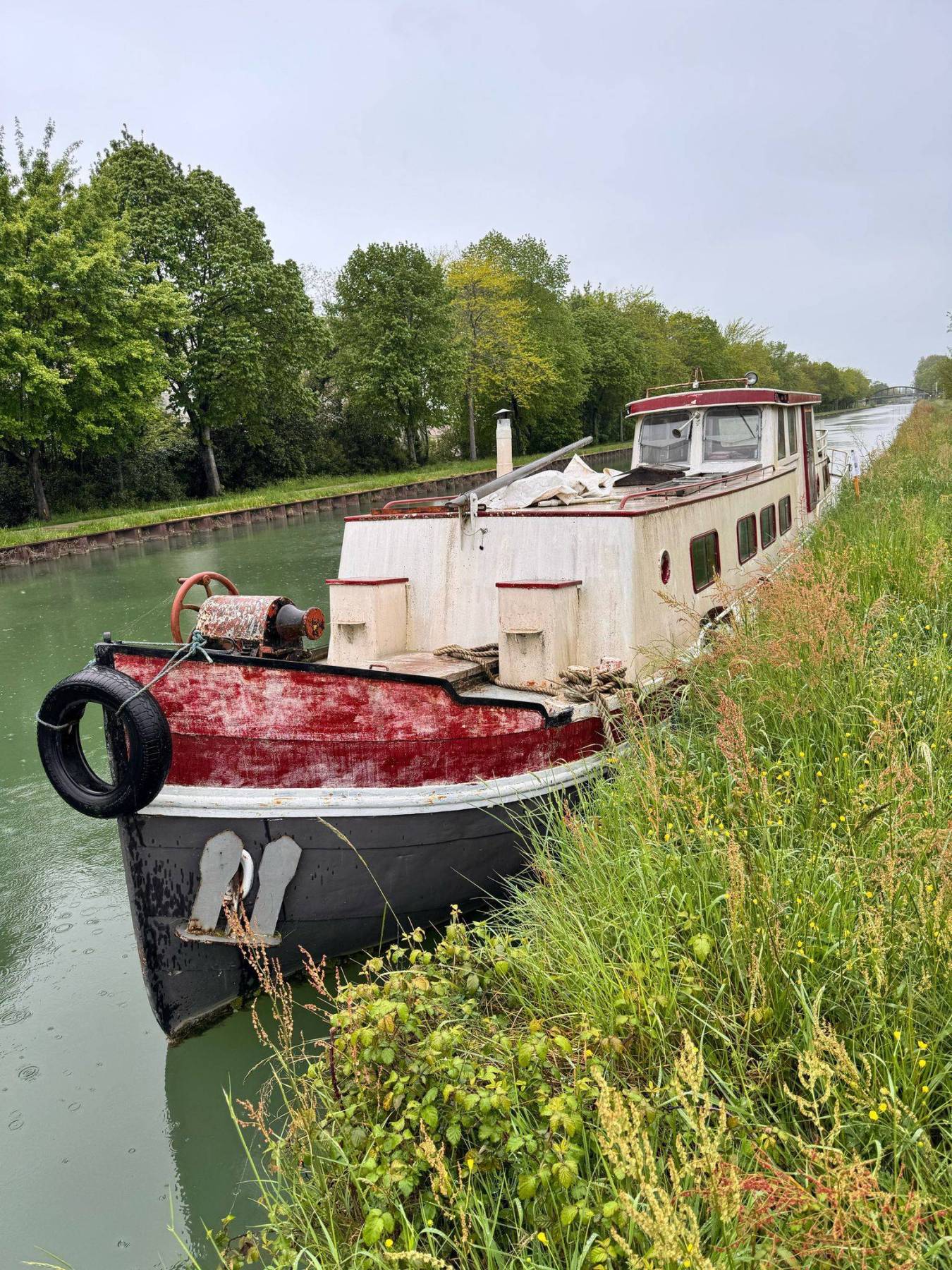 WhatsApp Image 2025-04-15 à 20.22.44_f76223f2.jpg